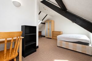 Bedroom Five- click for photo gallery